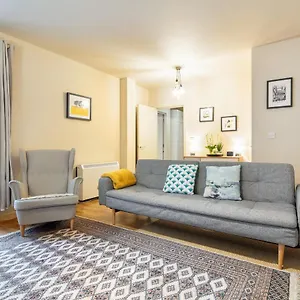 Calvin Street Converted Warehouse Apartment