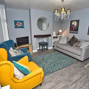 Holiday home Chester House, Nec, Bham Airport, Jlr, Bham Business Park, World