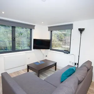 Apartment 14 Compass Point