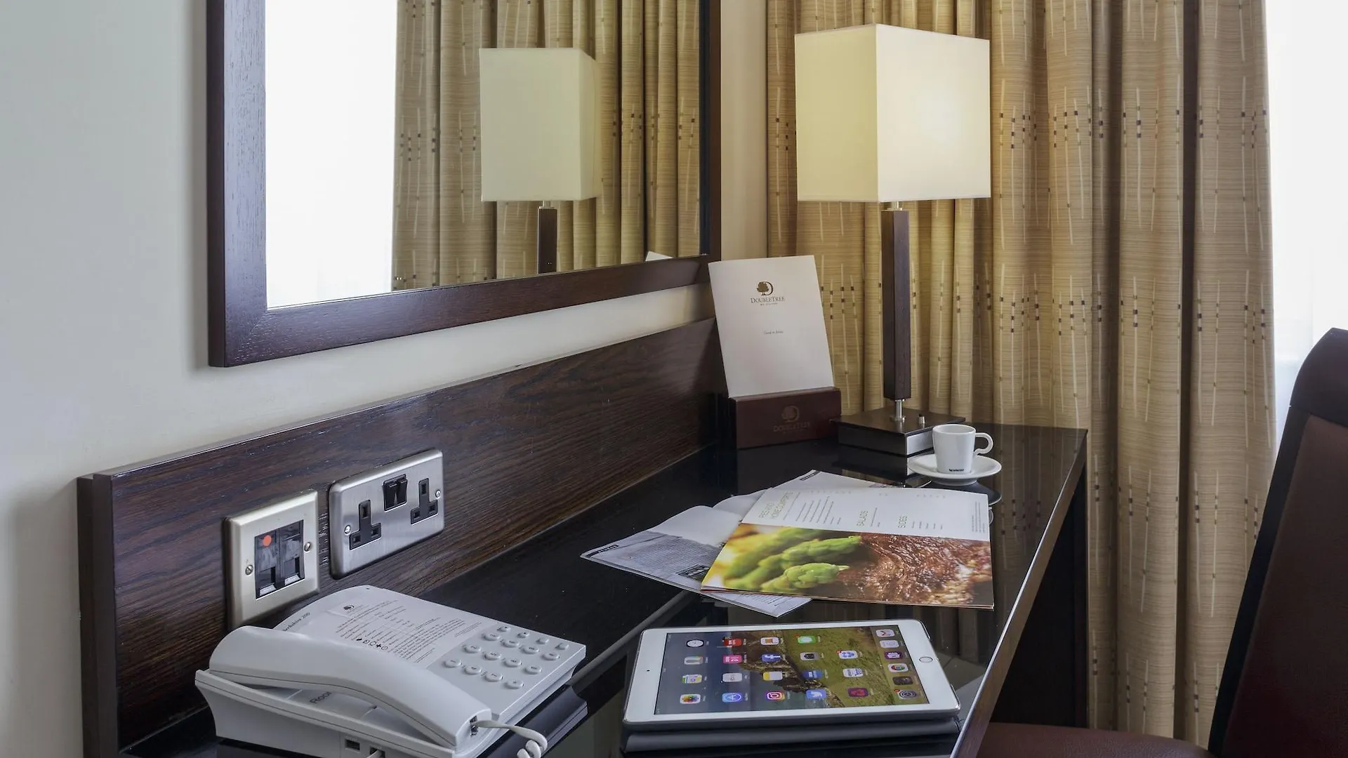 ****  Hotel Doubletree By Hilton London Heathrow Airport Hounslow Regno Unito