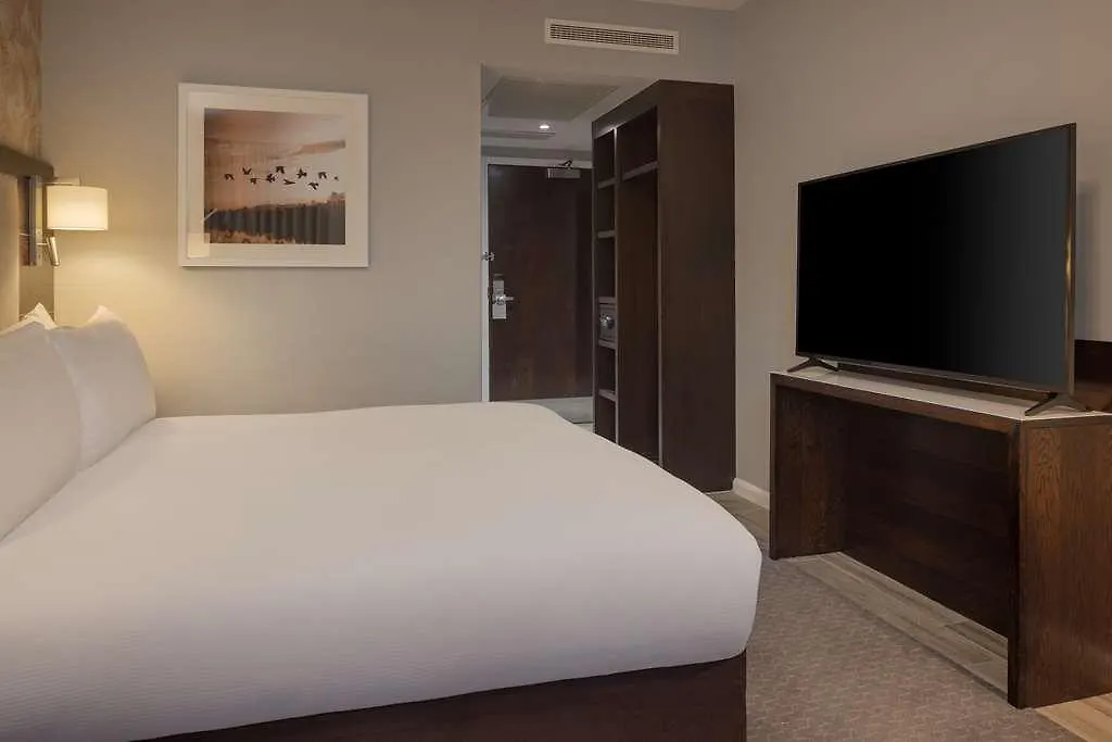 Hotel Doubletree By Hilton London Heathrow Airport Hounslow 4*,