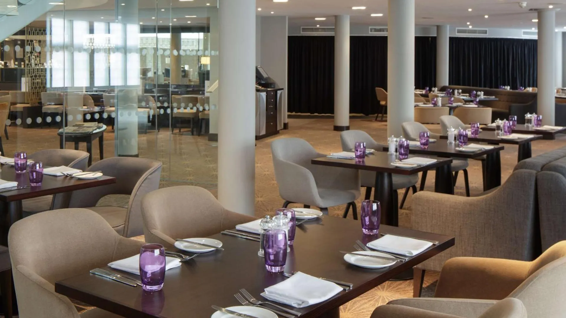 ****  Hotel Doubletree By Hilton London Heathrow Airport Hounslow Regno Unito